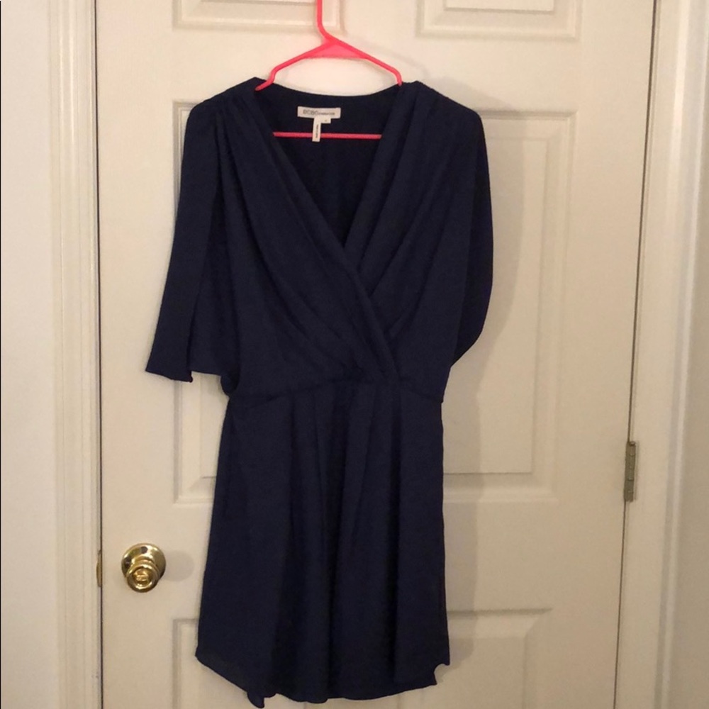 BCBG short wrap like dress